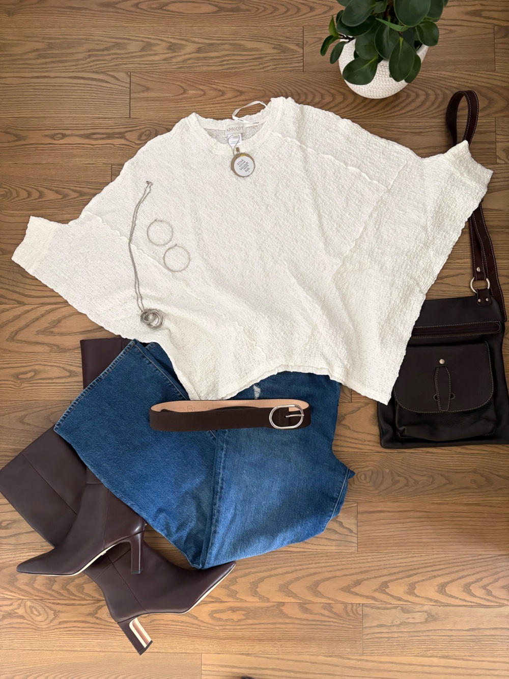 APRICOT πSoft White Textured Sweatshirt, NEW WITH TAGS